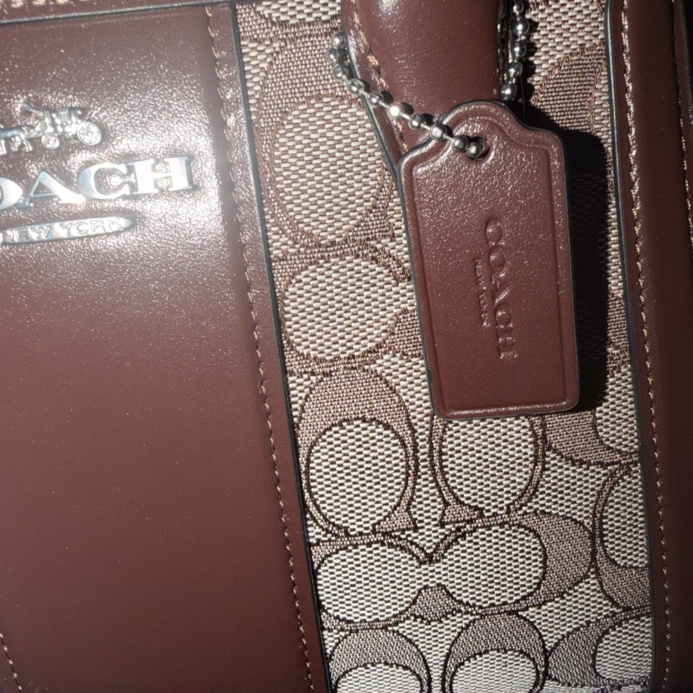 Coach Andrea Carryall bag in signature jacquard - Picture 6 of 10